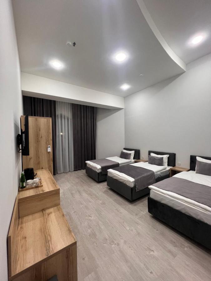 Rever Hotel Tashkent Luaran gambar