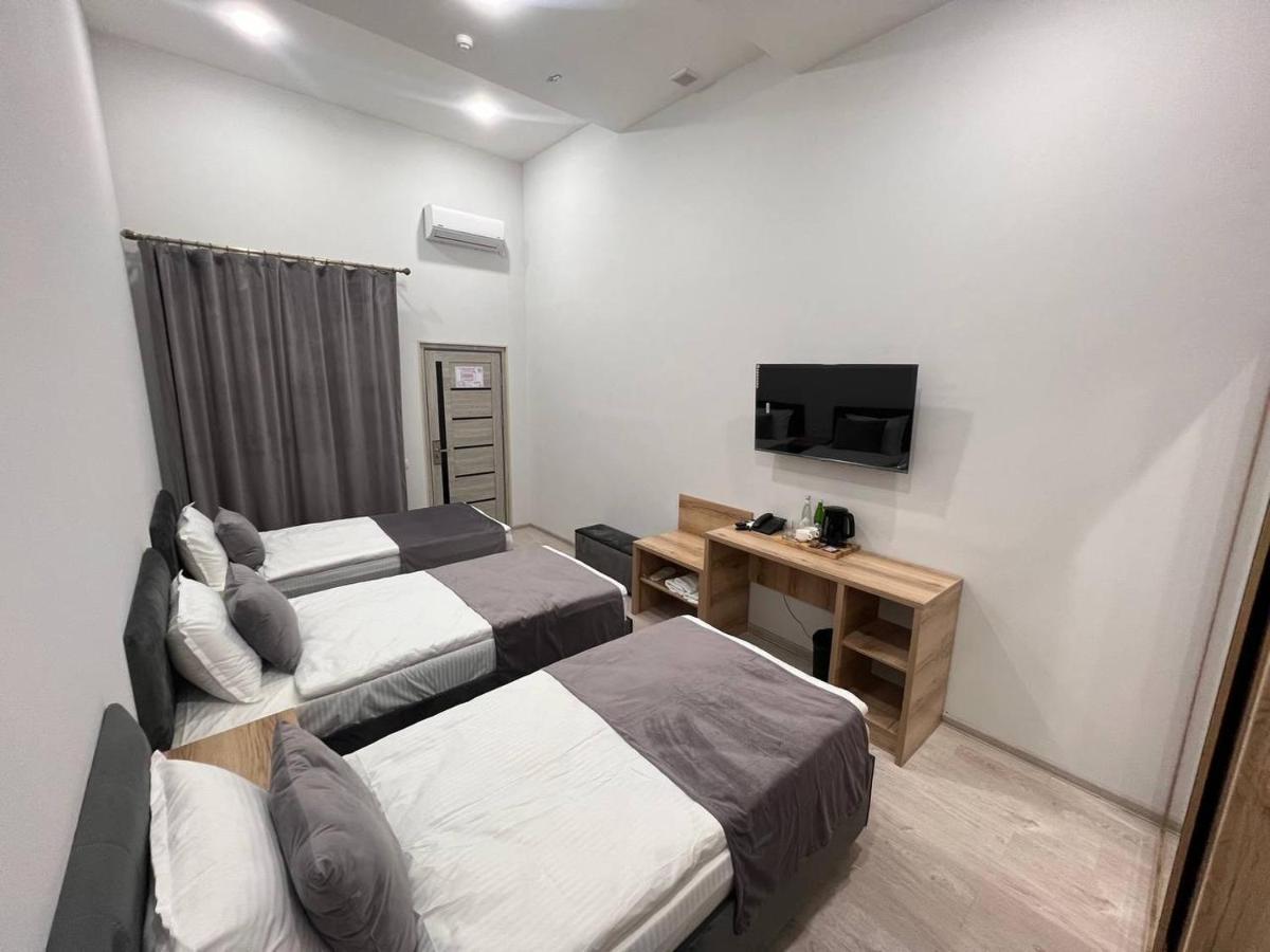 Rever Hotel Tashkent Luaran gambar