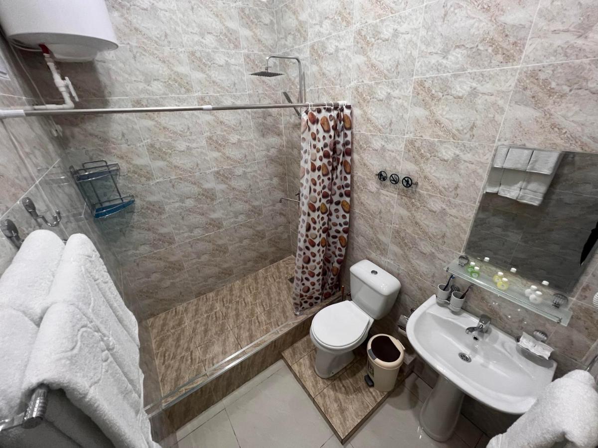 Rever Hotel Tashkent Luaran gambar